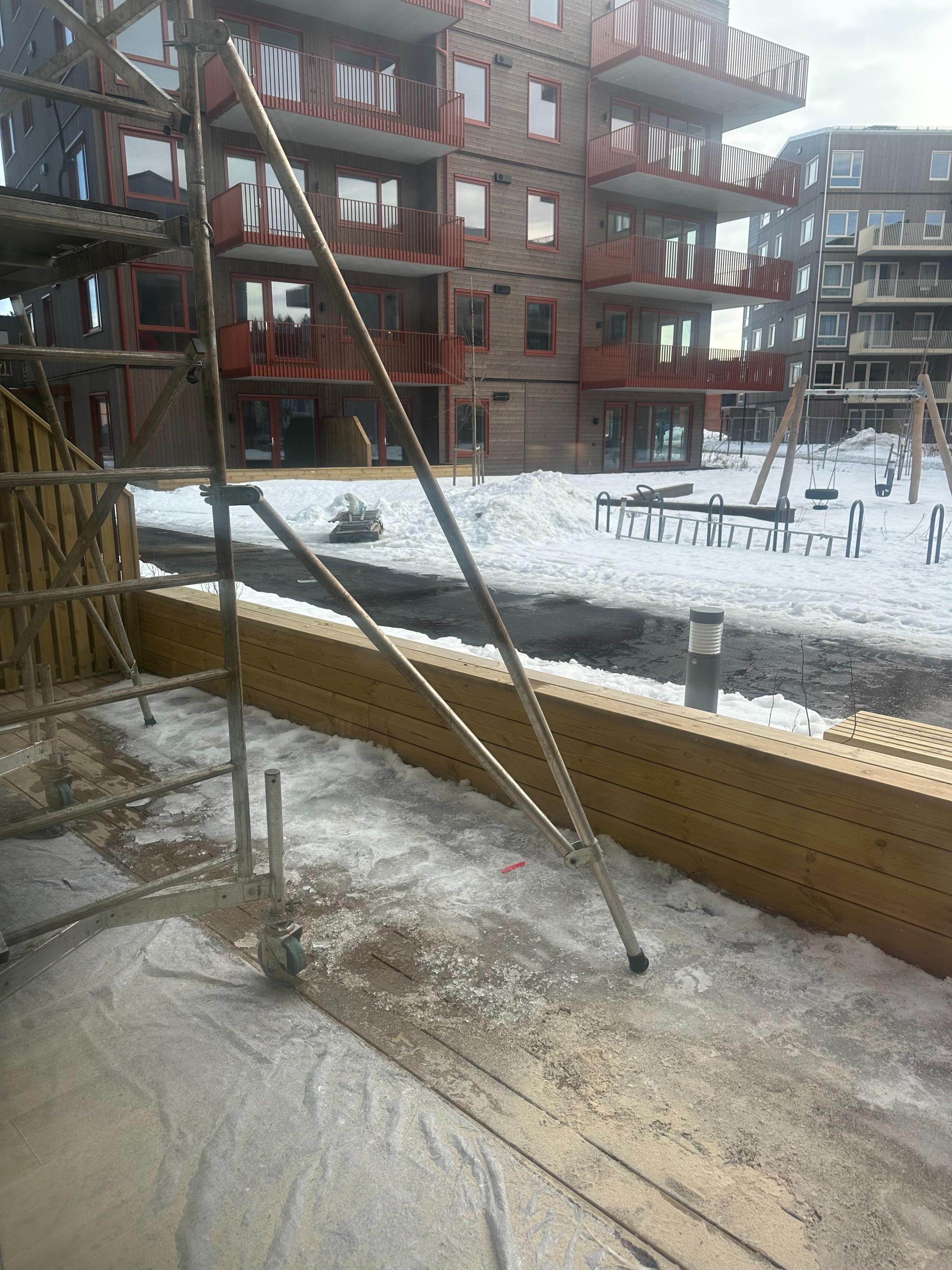 Markterrasse. Helt ferdig bygget og klargjort ved  overtagelse.